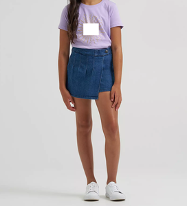 Falda Corta de Mezclilla para Niñas, Azul Clásico, Dobladillo Asimétrico, Estilo Casual, Combina con Zapatillas Blancas - Product Image 4