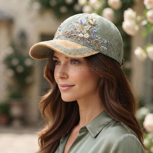 Casquette de baseball tendance pour femme en dentelle avec détails floraux, ajustable, idéale pour l'été, la plage, les voyages et la mode urbaine - Product Image 2