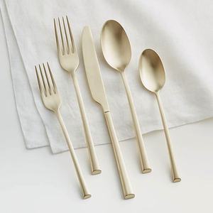 Customize <b>Gold</b> Plated Long Flat Design Handle Stainless Steel <b>Gold</b> Color Logo Luxury Hotel Wedding <b>Cutlery</b> <b>Set</b> - Product Image 5