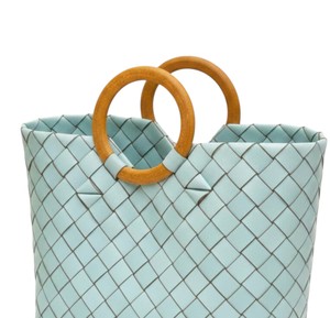 Sac et sac à main personnalisables bleu clair à motifs, élégants, faits à la main, en plastique tressé, pour femmes, pour les voyages - Product Image 2