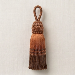 พู่ประดับงานฝีมือระดับพรีเมียมพร้อมบริการ OEM ผู้ผลิตแบรนด์ตามสั่ง - Product Image 3