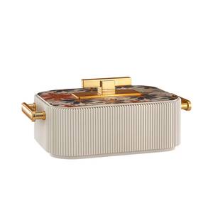 Olla para calentar alimentos de madera premium, blanca, con diseño floral, tapa con asa dorada, plegable y ecológica. - Product Image 1