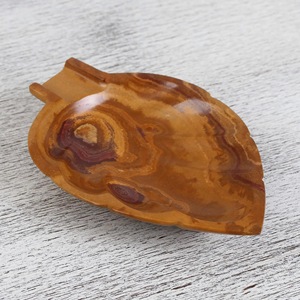 Multi Brown Onyx Leaf Shaped Tray Natural <b>Stone</b> Decorative Serving Tray Handmade Luxury Onyx Tray Wholesale Supplier - Product Image 1