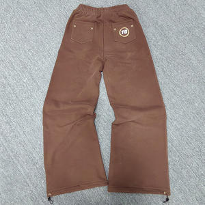 Ensemble de survêtements personnalisés avec broderie graphique, impression de haute qualité, pantalon de survêtement ample et sweat à capuche, ensemble pull-over marron, ensemble de jogging - Product Image 6