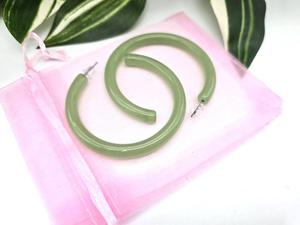 MN EXPORTS Élégantes boucles d'oreilles pendantes en résine faites à la main, légères, accessoires de mode pour femmes et jeunes filles, idéales pour les fêtes islamiques - Product Image 4