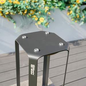 Lámpara LED de Aluminio para Iluminación Exterior 16.81/12.01 H con Luces Solares de Jardín con Carga USB de Teca - Product Image 4