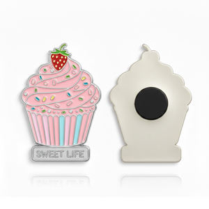 Regalos para Niños Dulces y Lindos, Imán de Refrigerador de Metal Esmaltado Personalizado con Forma de Cupcake, Regalo Promocional Duradero - Product Image 4
