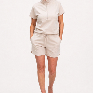 Ensemble haut à manches courtes en tricot beige pour femme avec short, col rabattu, poche, décontracté, printemps-été, coupe régulière, 2 pièces - Product Image 3