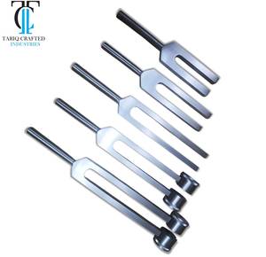 Nouveauté : Diapason professionnel pour test auditif, outil de diagnostic clinique TARIQ CRAFTED INDUSTRIES - Product Image 5
