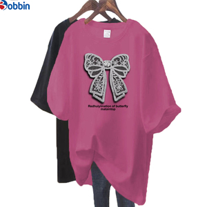 T-shirt streetwear surdimensionné personnalisé - Jersey en coton doux avec motif nœud, T-shirt femme style épaules tombantes très tendance - Product Image 4