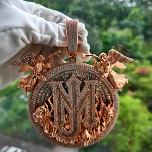 Colgante Personalizado de Moissanita Estilo Hip Hop, Plata 925 con Baño de Rodio, Corte Brillante de Alta Luminosidad, Microincrustaciones Pulimentadas - Product Image 2