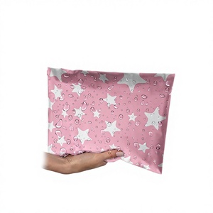 Bolsas de Plástico Decorativas con Estrellas Blancas y Rosa Claro Brillante, Sobres de Envío Impermeables - Product Image 1