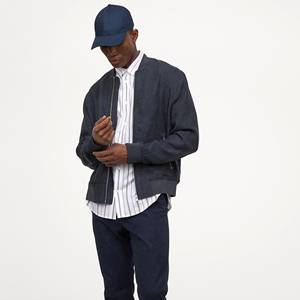 Chaqueta Bomber de Invierno de Diseño Personalizado en Color Negro Liso, Chaqueta Bomber Extra Grande de Alta Calidad con Cuello Alto y Tejido Ligero - Product Image 2