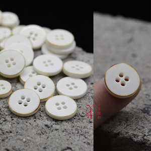 Botón de Hueso de Vaca Blanco de Alta Calidad, Doble Cara, Quemado, 4 Agujeros, Personalizable, para Camisas, Chaquetas, Accesorios, Prendas, Artesanías Naturales - Product Image 4