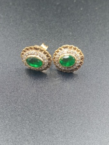 <b>studs</b> earring in flower design with green doublet in <b>silver</b> jewelry 925 for bridal polki stone handmade jewelry for women - Product Image 3