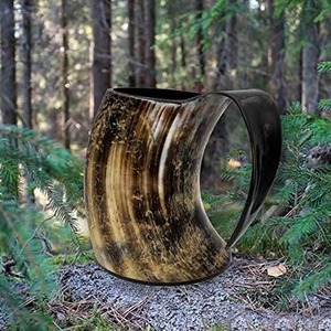 Jarra de Cerveza Tradicional Vikinga Hecha a Mano con Cuerno Natural de Buey, Taza Rústica Medieval para Beber - Product Image 2