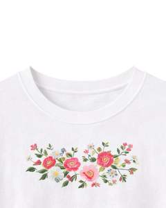 เสื้อยืดครอปผู้หญิงสีขาว ปักลายดอกไม้ แขนสั้น สไตล์ลำลอง แฟชั่น ผ้าคอตตอนผสม เนื้อนุ่ม เสื้อผู้หญิงสำหรับฤดูร้อน ขายส่ง - Product Image 5