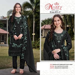 Organza royal Shalwar Kameez avec Khatli complexe Broderie délicate Fond Santoon et Dupatta-Trendy Chic pour les fêtes - Product Image 5