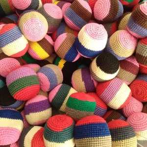 Minzi Industries Modelo 1445 Hacky Sack Tejido a Mano, Pelota de Malabarismo Suave Rellena de Pellets de Hilo de Algodón con Amortiguación Trenzada - Product Image 2