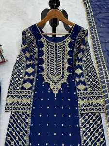 Costume Salwar bleu foncé de créateur pour femmes, vêtements de fête et de mariage brodés, commandes personnalisées en gros - Product Image 4