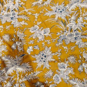 Tissu en coton biologique doux très demandé, avec des caractéristiques respirantes et écologiques, idéal pour les sacs pour femmes et enfants, et les vêtements artisanaux. - Product Image 4