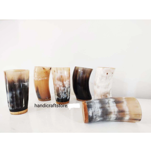 แก้วเหล้าทรงกระบอกทำจากเขาควายแท้ สไตล์ยุคกลาง วิกิ้ง พร้อมฐานไม้ งานฝีมือสไตล์ทะเล - Product Image 1