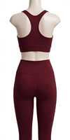 Ensemble 2 pièces de yoga bordeaux pour femme : Soutien-gorge de sport côtelé à col en V, torsadé devant, bretelles halter, maintien élevé et respirant, et Legging taille haute