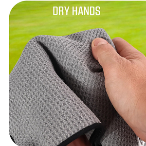 Serviette de golf en microfibre gaufrée de qualité supérieure, nouveau design, absorbante, pour le nettoyage de l'équipement, avec logo et crochet. - Product Image 4
