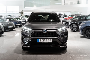 Toyota RAV4 Hybride 4x4 Team Deutschland 2024 – SUV Hybride à Transmission Intégrale avec des Caractéristiques Premium - Product Image 6