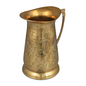 Pichet en laiton artisanal, écologique et durable, 1100 ml, finition dorée, design moderne et luxueux pour la maison, le bureau et les fêtes - Product Image 3