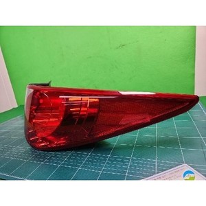 Luz Trasera Derecha Usada para Sonata VI (YF) 2009-2012 en Excelente Estado OE 924023S010 - Product Image 2