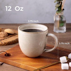 Elegante Taza de Café de Cerámica con Platillo, Acabado Mate Suave, Agarre Cómodo, Diseño que Retiene el Calor, para Servir al Estilo Cafetería - Product Image 5