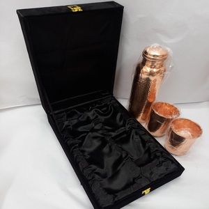 High quality <b>copper</b> water <b>bottle</b> for <b>drinking</b> water traditional design suitable for home office travel and fitness routines - Product Image 4