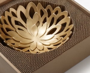 Bol décoratif floral doré de style moderne, en métal, fait main, poli, style glamour, pour décorer les cadeaux - Product Image 4