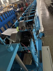 Équipement professionnel de formage de gouttières, ligne de production complète pour gouttières d'eau de pluie sans soudure - Product Image 2