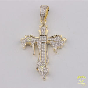 Pendentif croix haut de gamme avec finition plaquée rhodium et plaquée or, certifié GIA, style hip-hop. - Product Image 6