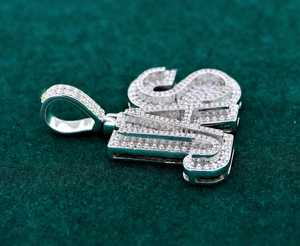 Colgante de Lujo Estilo Hip Hop con Letra Personalizada Iced Out, Diamante Moissanita VVS de Alto Brillo, Plata de Ley 925 - Product Image 3