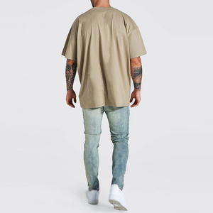 Meilleur prix de gros, t-shirt pour homme à manches régulières surdimensionné, 100% coton respirant, col rond, nouvelle arrivée, léger, logo personnalisé - Product Image 3