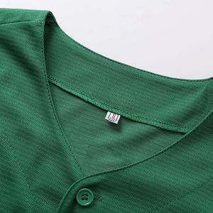 เสื้อเบสบอลใหม่สำหรับผู้ชาย สีเขียวขาว แขนสั้น ผ้าตาข่าย ติดกระดุมด้านหน้า ปักโลโก้ด้วยผ้าทวิลล์ ทรงปกติสำหรับผู้ใหญ่ - Product Image 3
