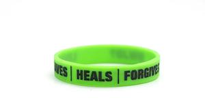 สายรัดข้อมือพิมพ์โลโก้แบบกำหนดเองส่วนบุคคล - Product Image 2