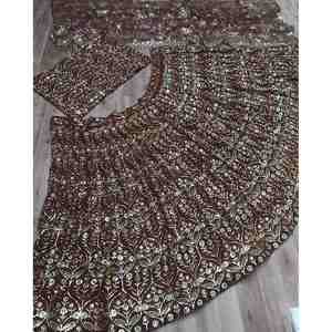 DISEÑADOR GEORGETTE SECUENCIA BORDADO LEHENGA CHOLI CON DUPATTA MARRÓN - Product Image 1