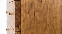 Buffet en bois massif de style mid-century modern avec incrustations géométriques, 5 tiroirs, meuble de rangement pour salon