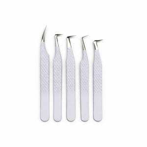 Pinzas de Precisión con Punta Dentada Profesional de Acero Inoxidable DANTRIC IMPLANTS AH-612 para Uso en Laboratorio, Salón y Extensión de Pestañas - Product Image 5