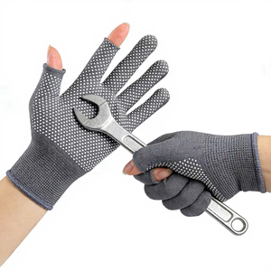 Cotton <b>Knit</b> Industrial Safety Work <b>Gloves</b> Factory Supplier Cotton PVC Dotted <b>Gloves</b> Grip <b>Gloves</b> Factory Cotton Dotted Work <b>Glove</b> - Product Image 4