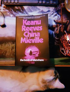 El libro de lo que no es de nosotros mismos de Keanu Reeves, edición en papel, una novela de fantasía literaria y ficción filosófica - Product Image 3