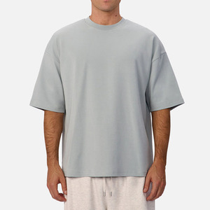 Camisetas de Hombre Lisas y Económicas de Algodón y Poliéster Grises de Ajuste Relajado al por Mayor de Fábrica de Pakistán, Ideales para Imprimir - Product Image 3