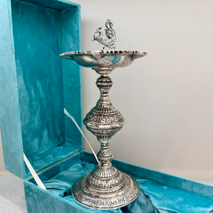 Quemador de Incienso Redondo de Aluminio Antiguo, Diseño Feng Shui Hecho a Mano para Bodas y Decoración del Hogar, Duradero y Ligero para Uso en Mesa - Product Image 3