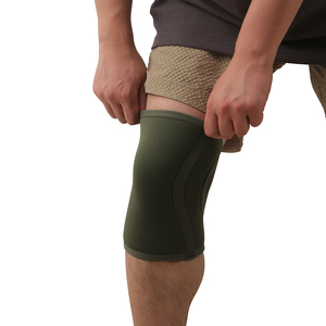 Manchons de compression en néoprène 7 mm personnalisables avec logo 2026 pour Crossfit, Haltérophilie et Powerlifting - Coudières et Genouillères - Product Image 4