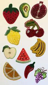 Broche tête de souris de dessin animé perlée faite à la main, nœud rouge, perles de verre, forme animale, épingle à vêtement, badge pour accessoires de décoration de vêtements - Product Image 2