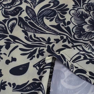 T-shirt Homme Grande Taille Col Rond Manches Courtes Respirant Écologique Séchage Rapide Personnalisable par Sublimation 100% Coton de Haute Qualité - Product Image 5